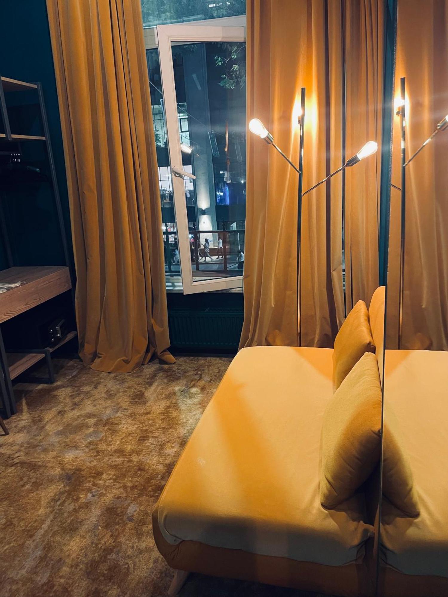 Freeze Inn Тбілісі Екстер'єр фото
